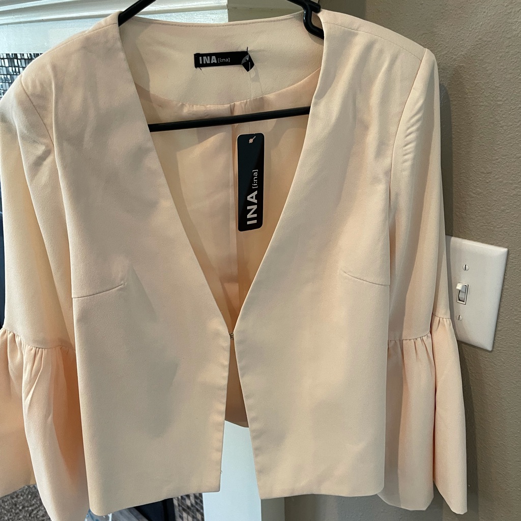 Single Clasp Jacket